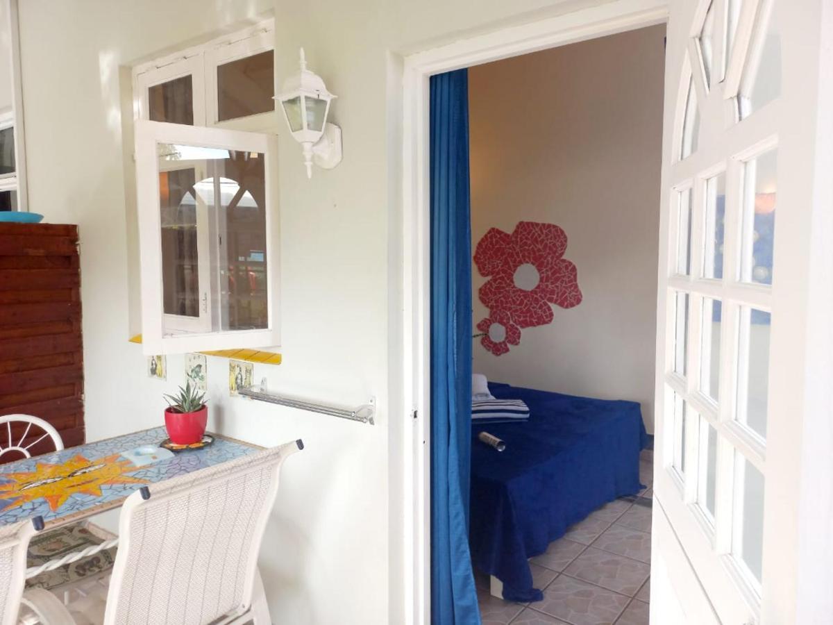 Sunflower Villa Studios Palm Beach Extérieur photo