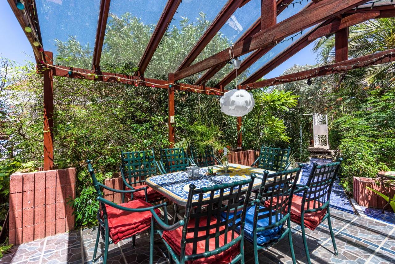 Sunflower Villa Studios Palm Beach Extérieur photo